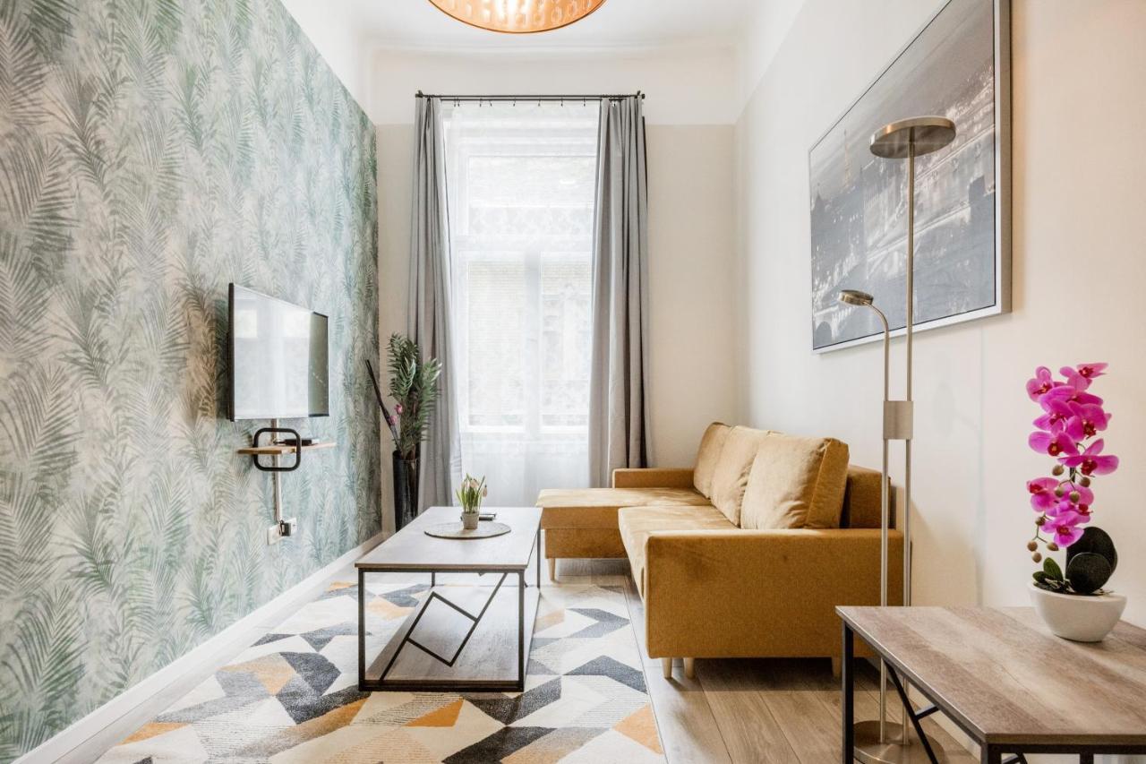O Street 3 Bedroom Stylish Apartment Budapest Eksteriør billede