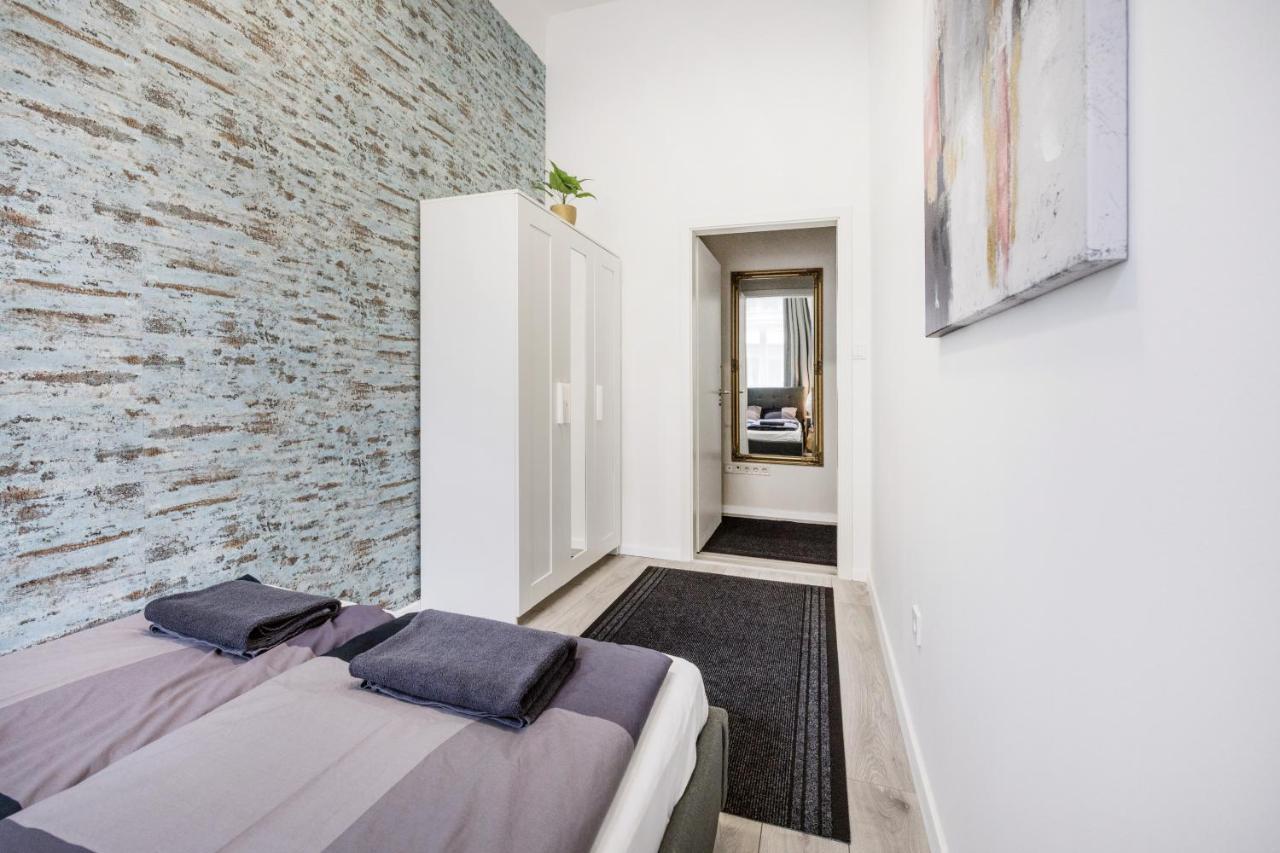O Street 3 Bedroom Stylish Apartment Budapest Eksteriør billede